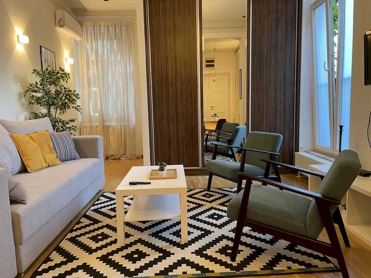 Sličica 2 - Apartman Trg 2